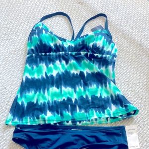 Nike bathing suit, two pieces. New, never worn.